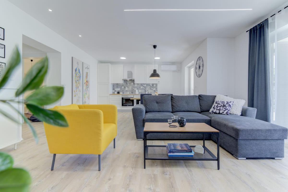 Nv Sun 23 By Aneo Travel Apartman Novi Vinodolski Kültér fotó