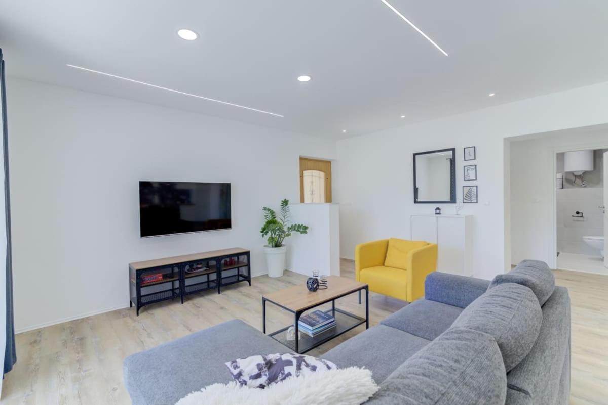 Nv Sun 23 By Aneo Travel Apartman Novi Vinodolski Kültér fotó